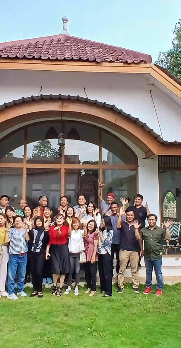 9 Tahun Anniversary Ray White Solo Raya (2)