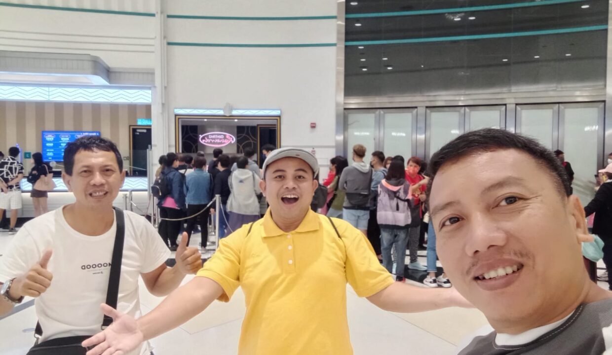 Tour Luar Negeri Top 10 Marketing Ray White Solo Raya 2022 (28)