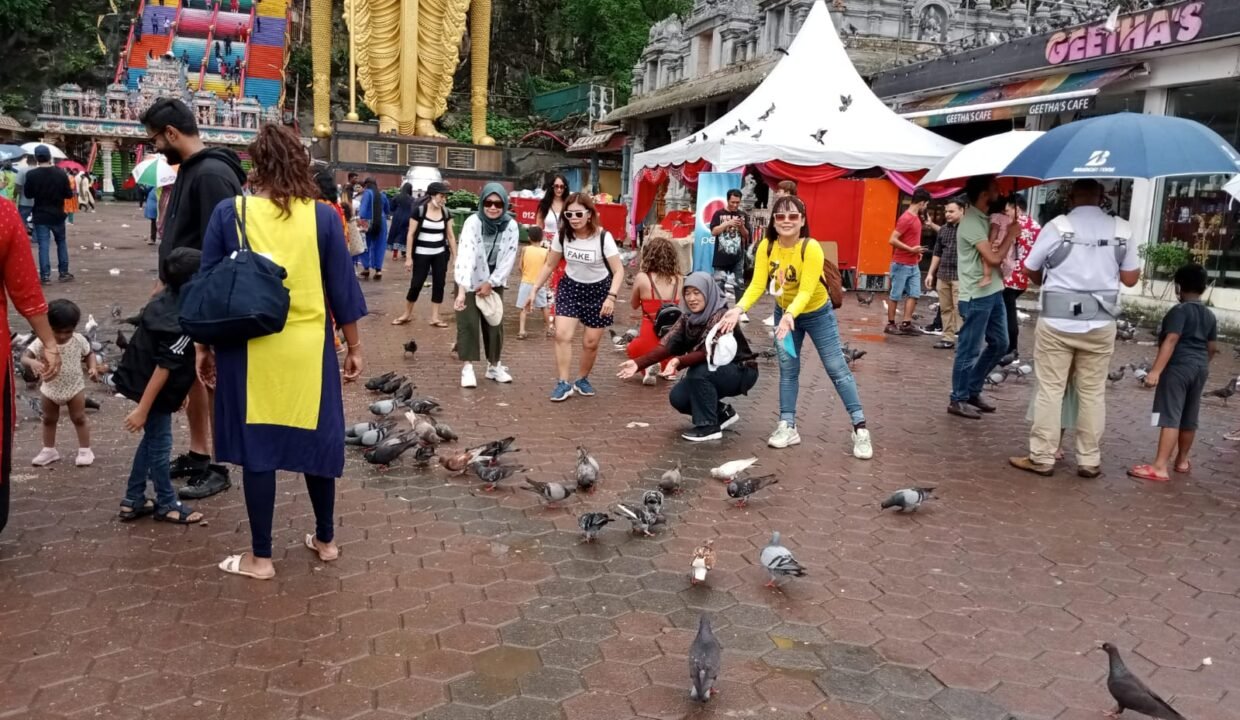 Tour Luar Negeri Top 10 Marketing Ray White Solo Raya 2022 (34)