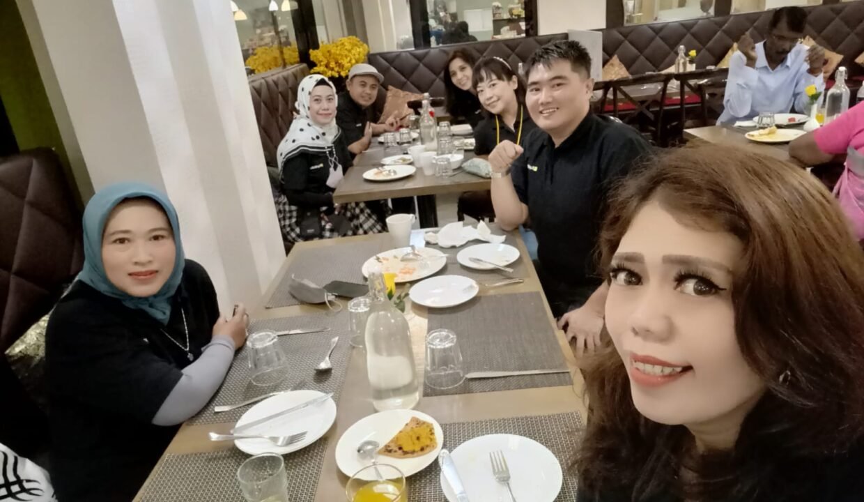 Tour Luar Negeri Top 10 Marketing Ray White Solo Raya 2022 (67)