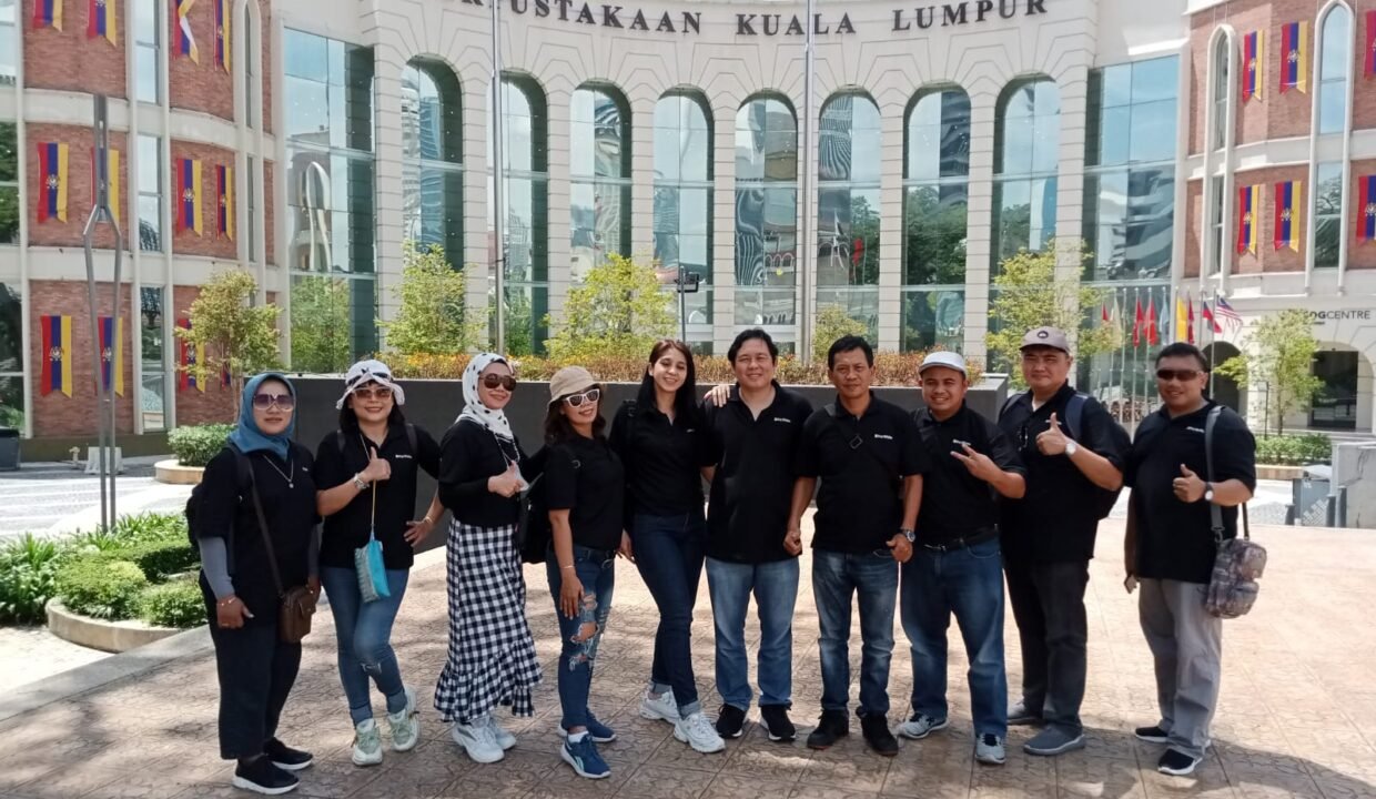 Tour Luar Negeri Top 10 Marketing Ray White Solo Raya 2022 (75)