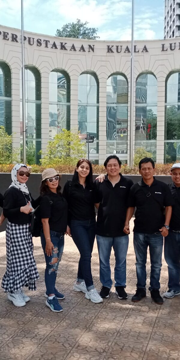 Tour Luar Negeri Top 10 Marketing Ray White Solo Raya 2022 (75)