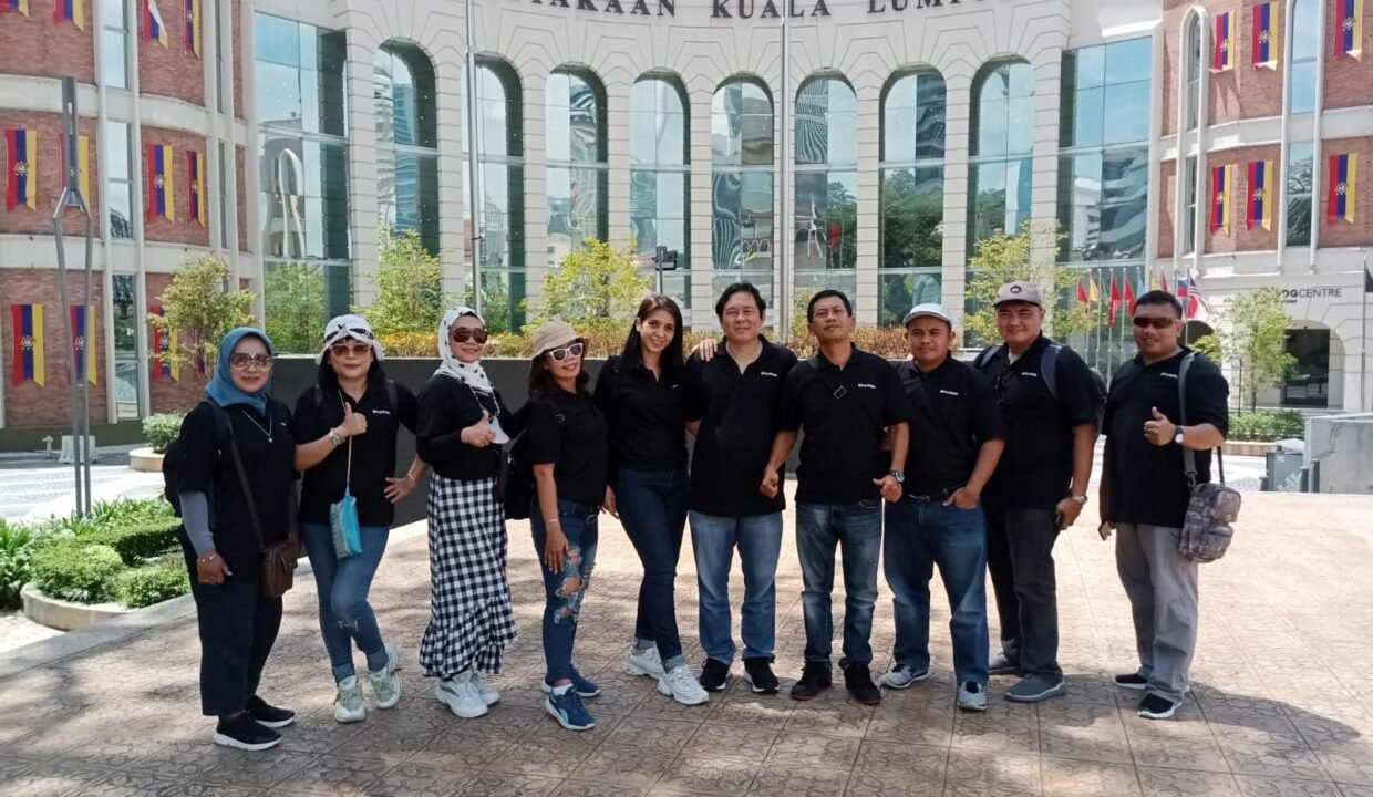 Tour Luar Negeri Top 10 Marketing Ray White Solo Raya 2022 (77)