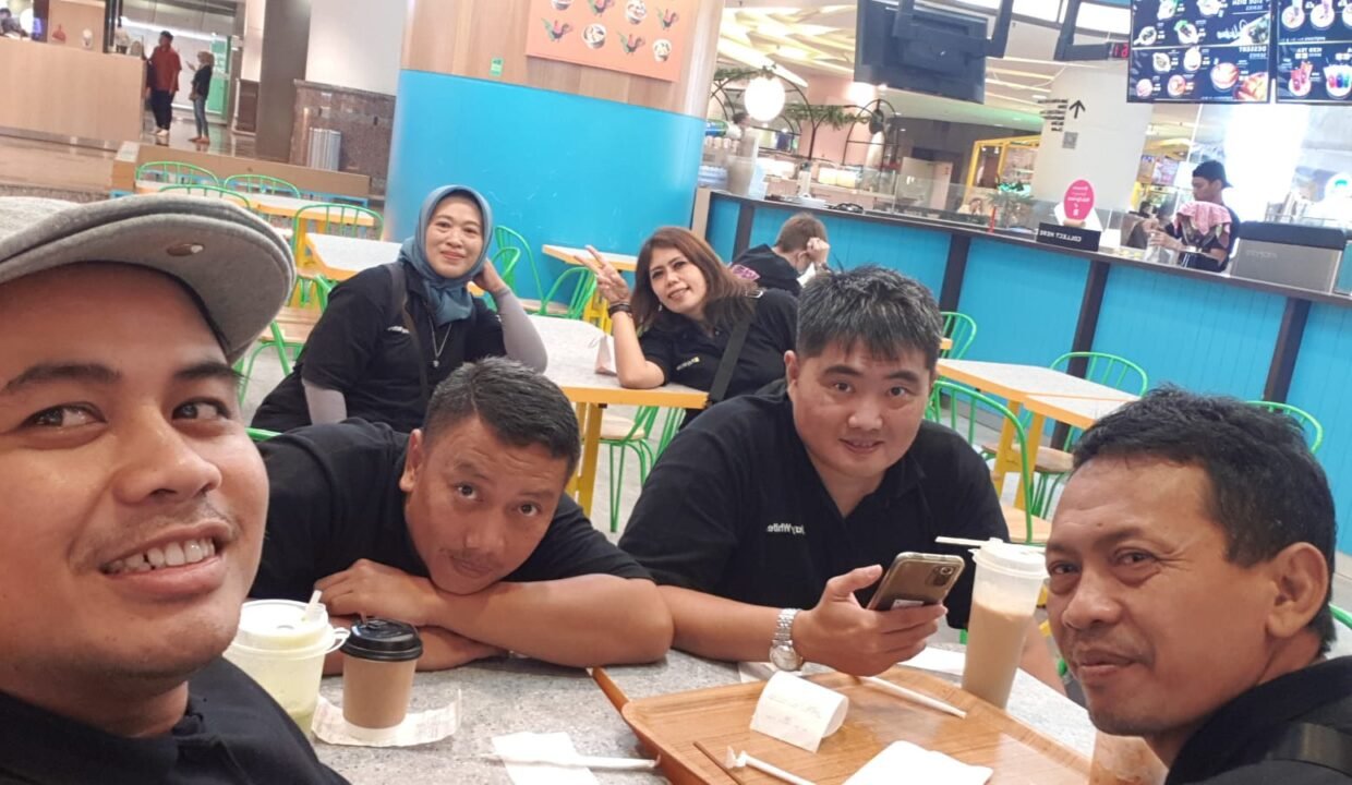 Tour Luar Negeri Top 10 Marketing Ray White Solo Raya 2022 (78)