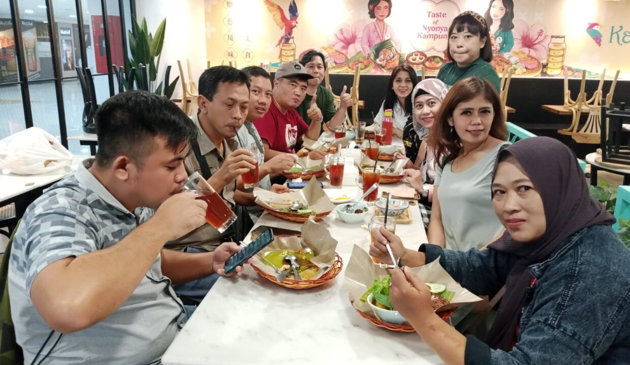 Tour Luar Negeri Top 10 Marketing Ray White Solo Raya 2022 (82)