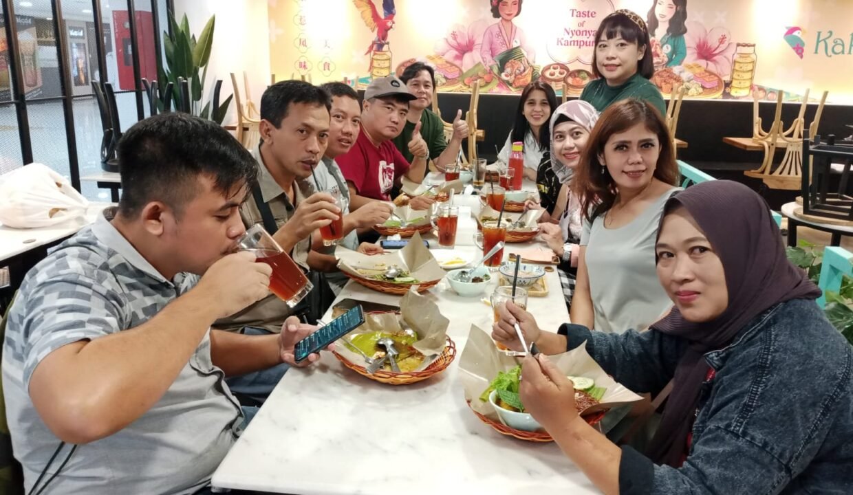 Tour Luar Negeri Top 10 Marketing Ray White Solo Raya 2022 (84)