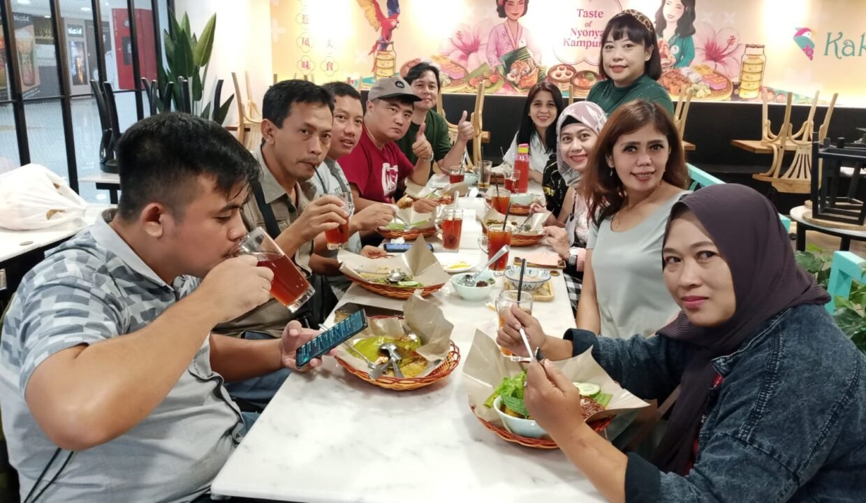 Tour Luar Negeri Top 10 Marketing Ray White Solo Raya 2022 (86)