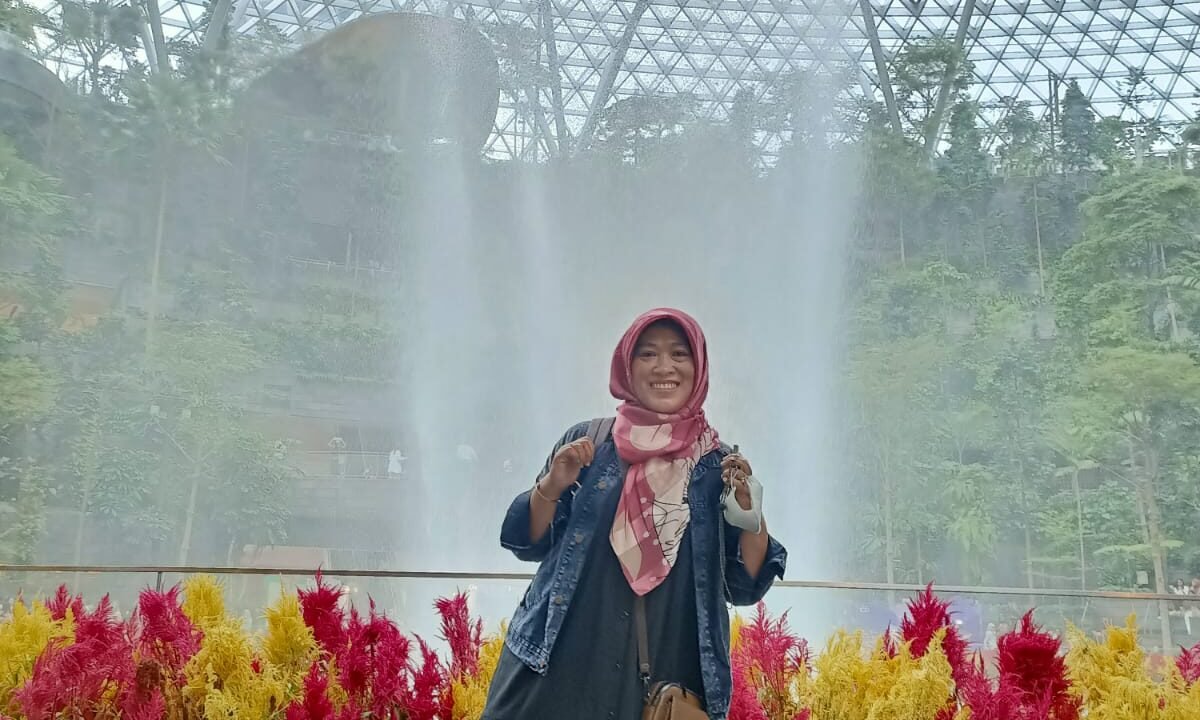 Tour Luar Negeri Top 10 Marketing Ray White Solo Raya 2022 (9)