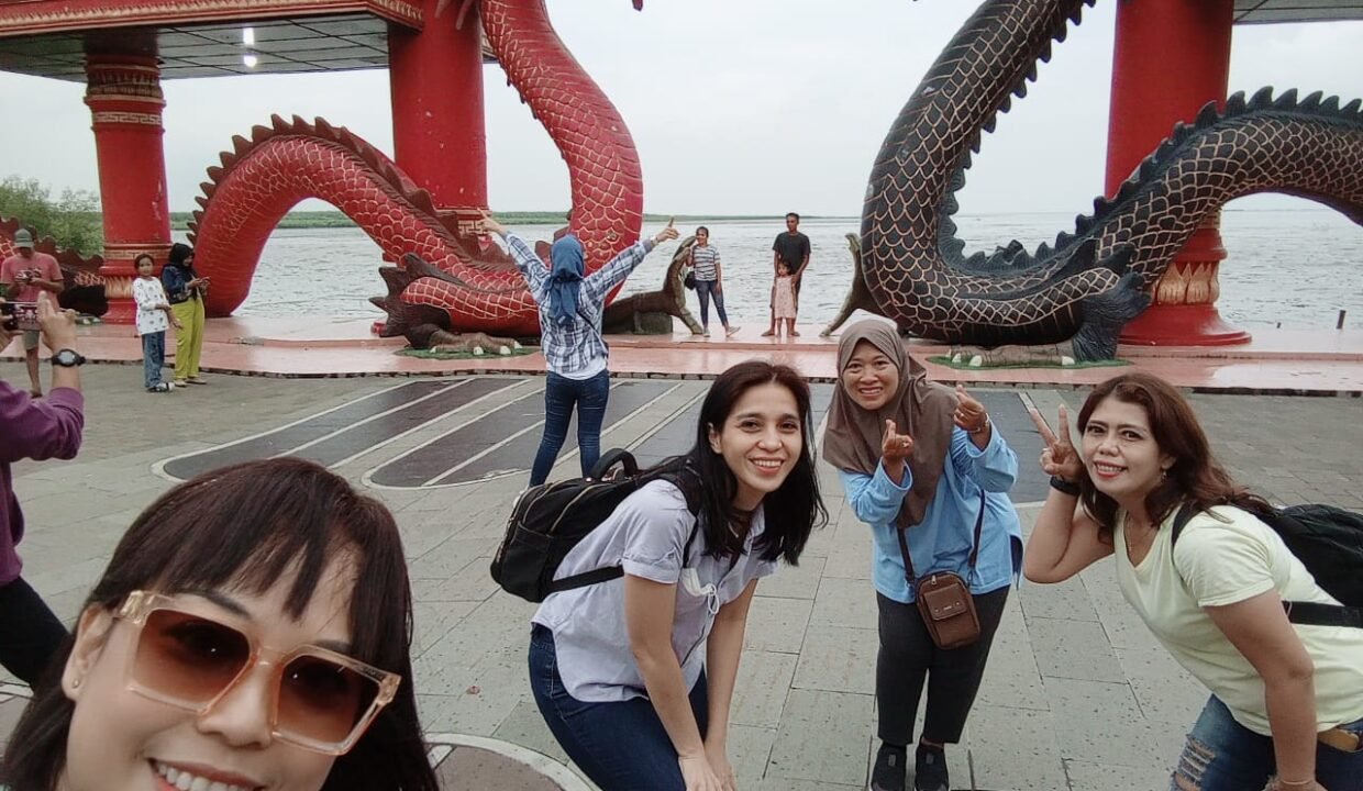 Tour Luar Negeri Top 10 Marketing Ray White Solo Raya 2022 (92)