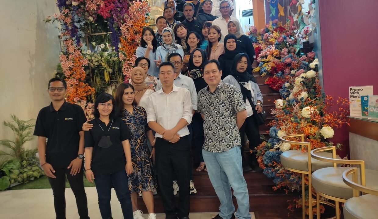 Anniversary 8 Tahun Ray White Solo Raya