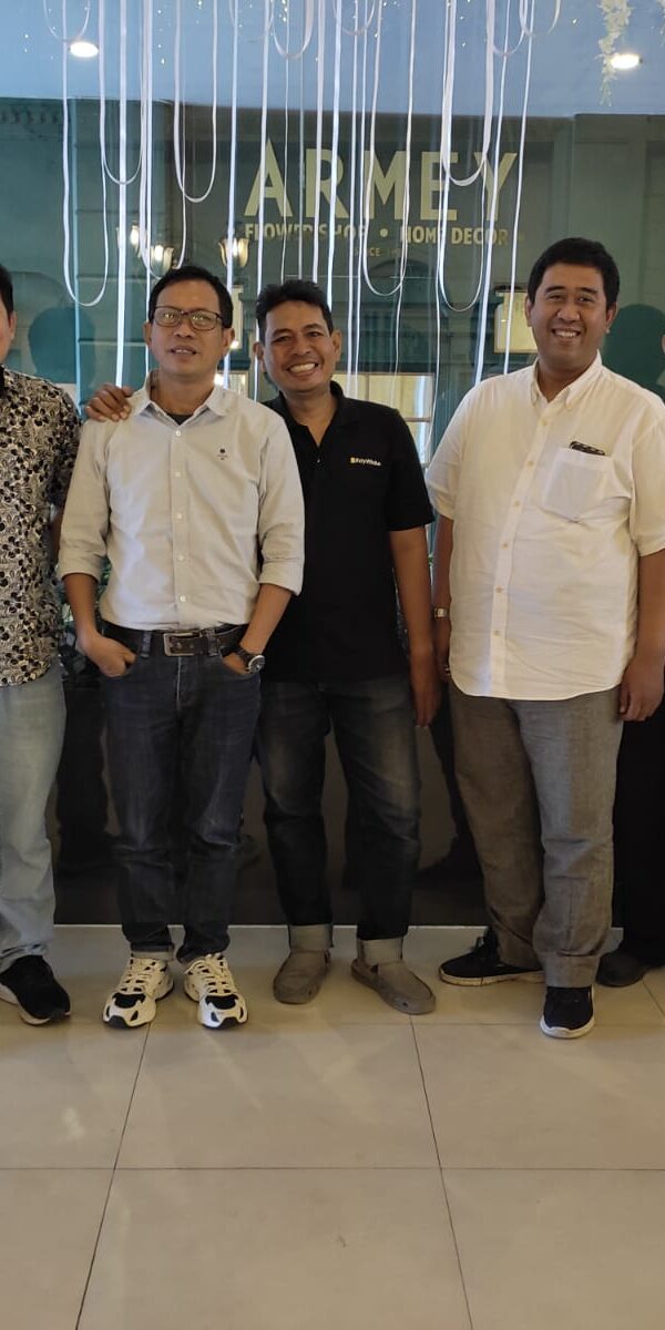 Anniversary 8 Tahun Ray White Solo Raya