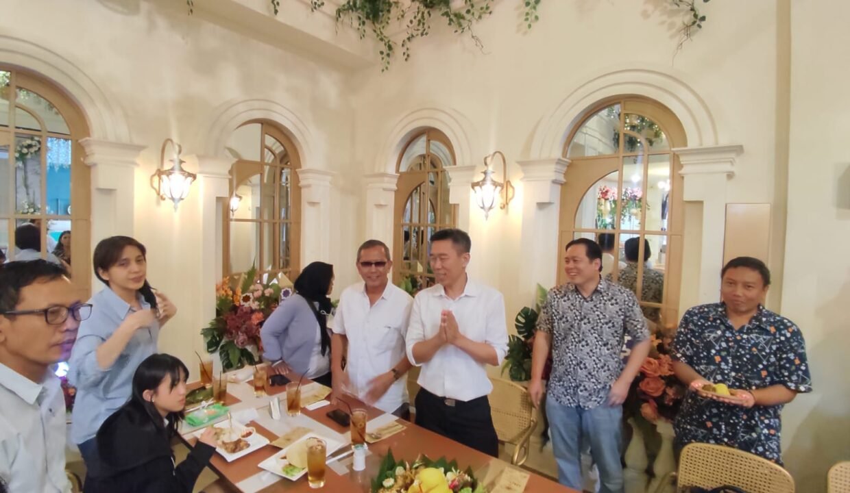Anniversary 8 Tahun Ray White Solo Raya