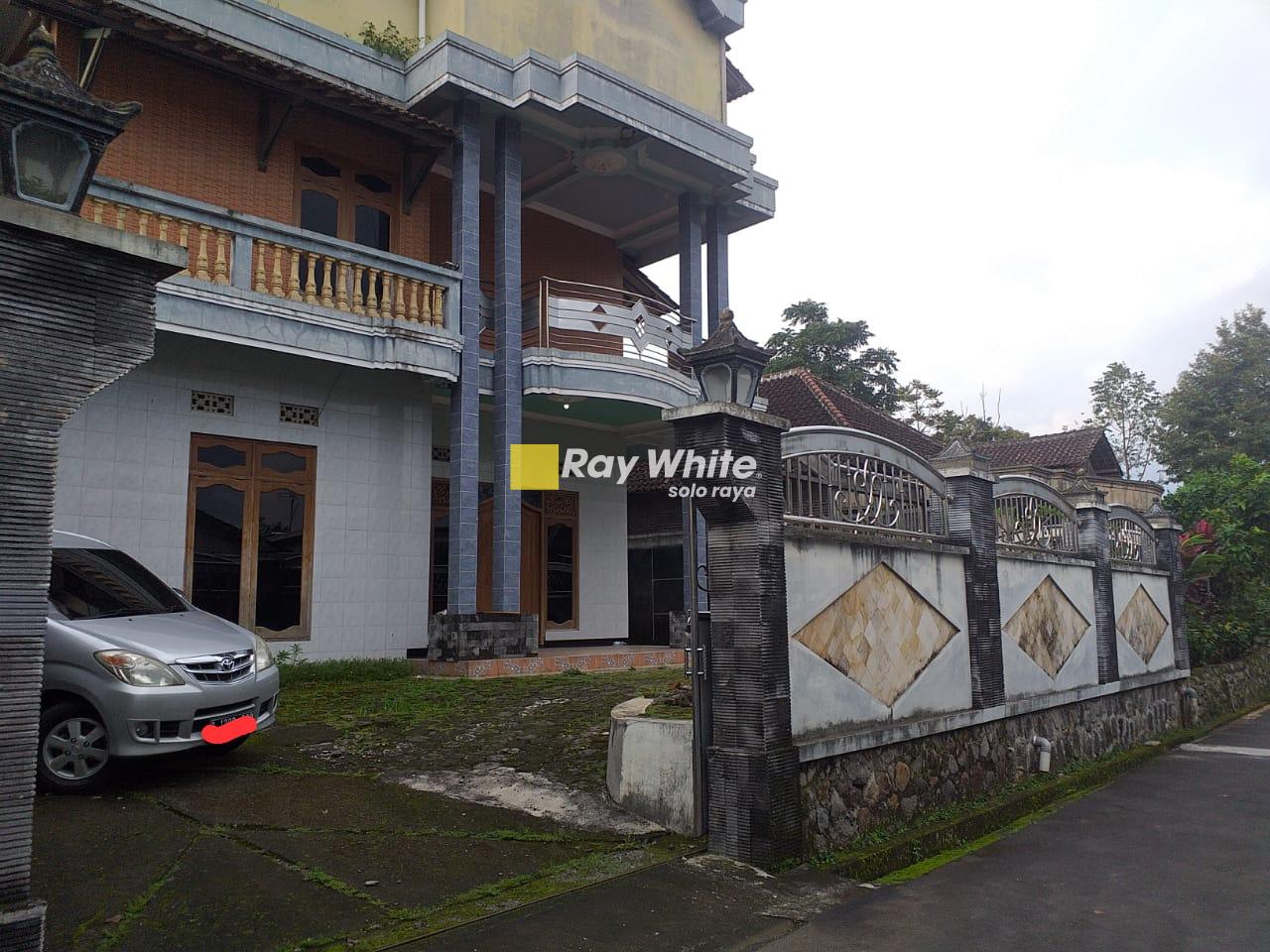 Dijual Villa Karangpandan, Karanganyar