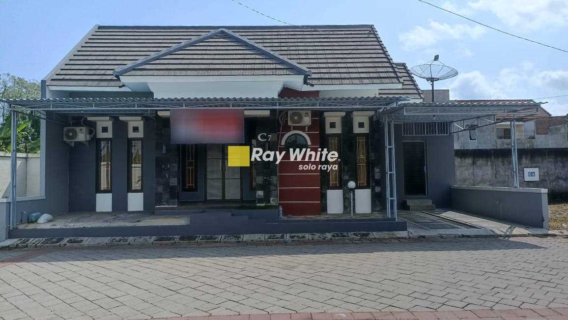 Disewakan Rumah Solo Baru