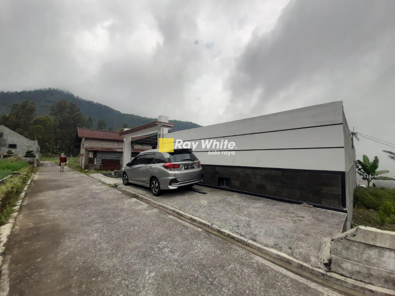 Dijual Villa Tawangmangu, Karanganyar