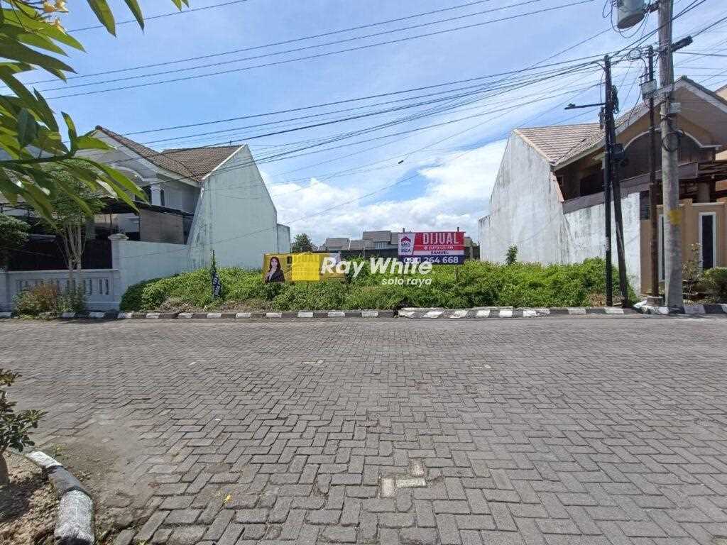 Dijual Tanah di Perumahan Solo Baru, Siap Bangun