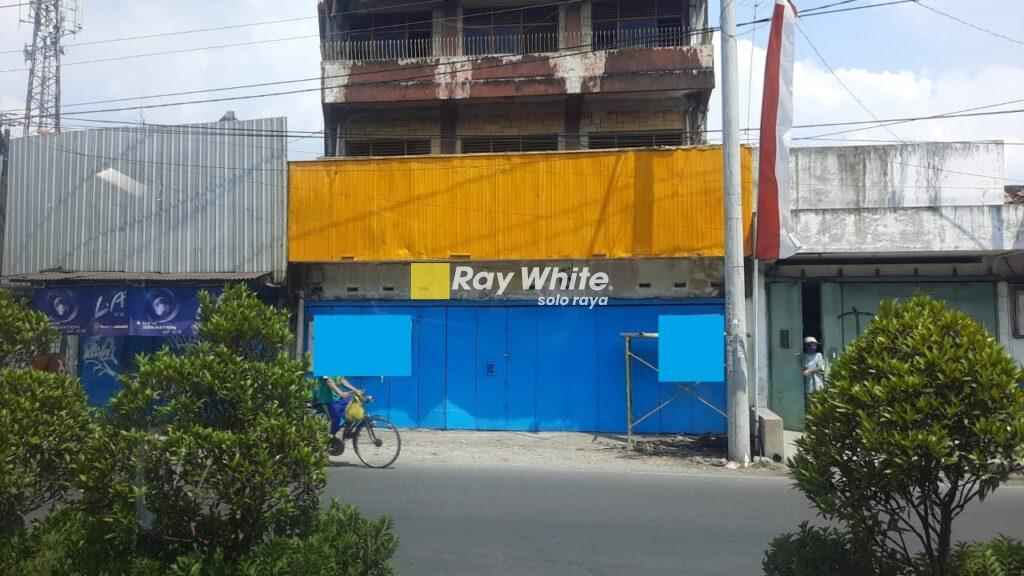 Dijual Ruko Strategis Dekat Dengan Masjid Raya Sheikh Zayed Solo di Gilingan, Banjarsari