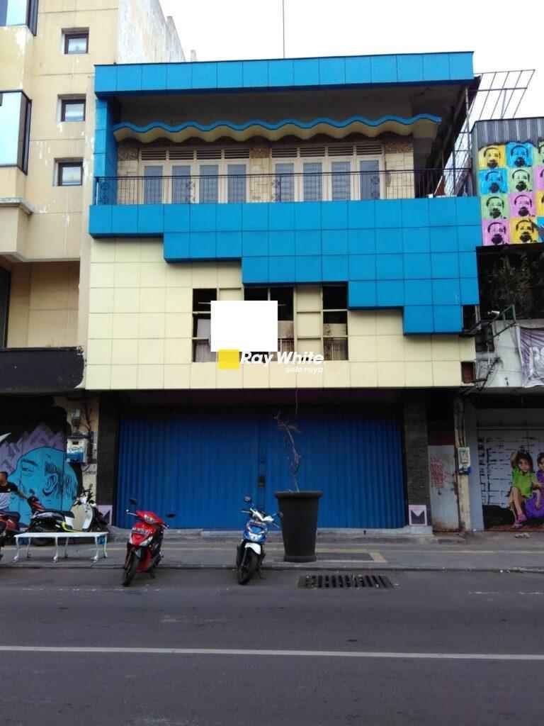 Ruko Tengah Kota Solo, Kawasan Paling Ramai di Kemlayan, Serengan