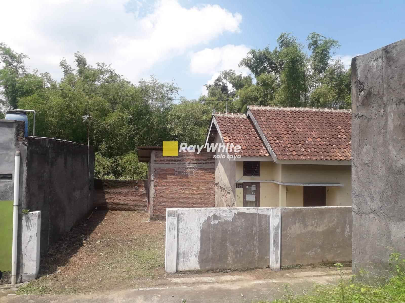 Dijual Tanah di Triyagan, Mojolaban