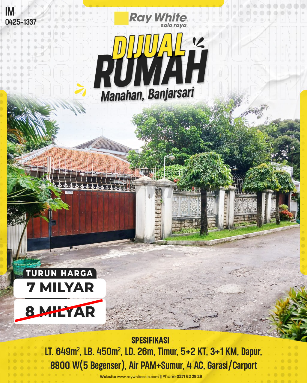 Dijual Rumah Tengah Kota, Halaman Luas di Manahan, Solo